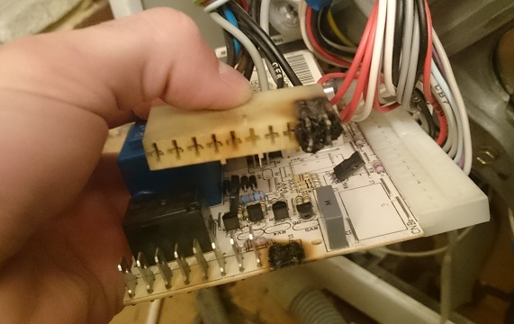 neispraven elektroniy blok stiralnoy mashiny