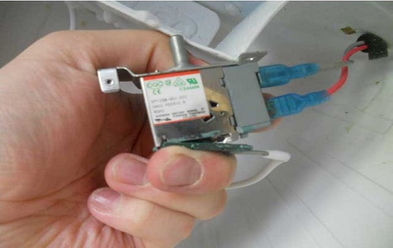 neispraven termoregulator holodilnik
